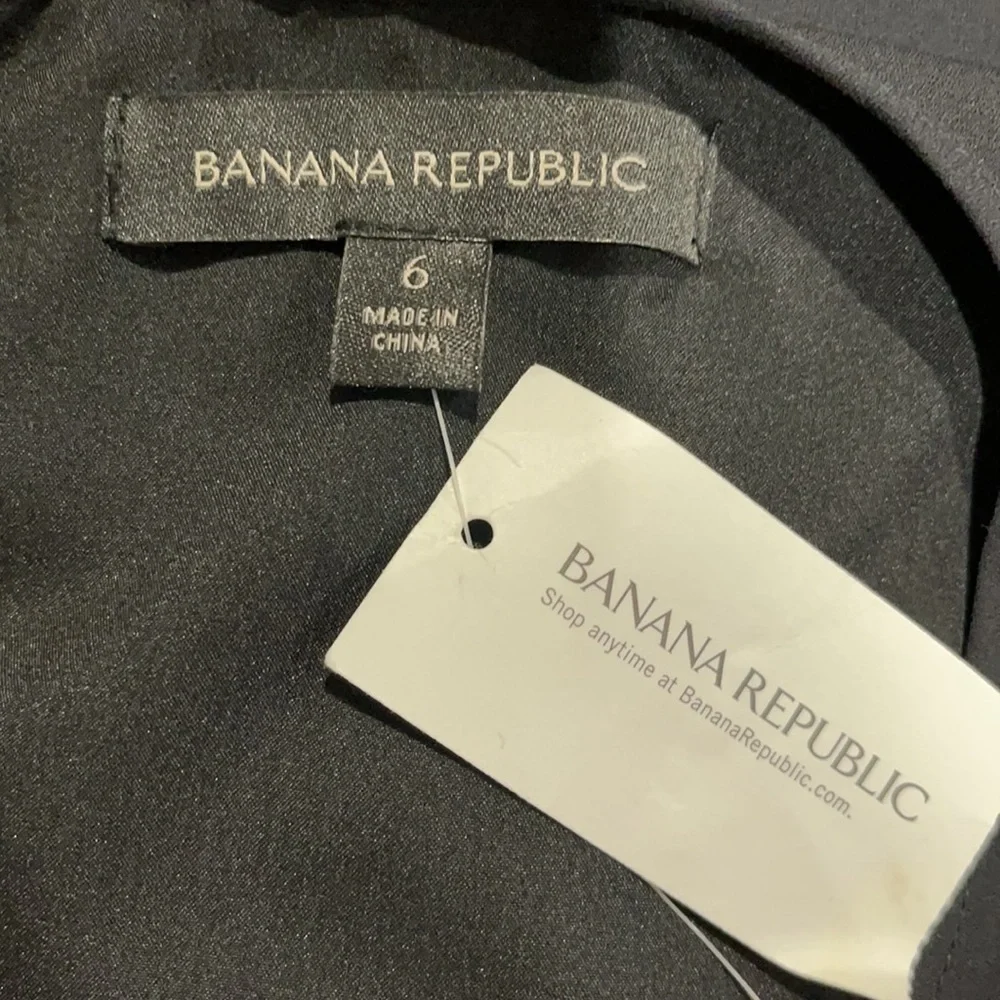 Banana Republic Black & Cream Shift Dress - NWT
